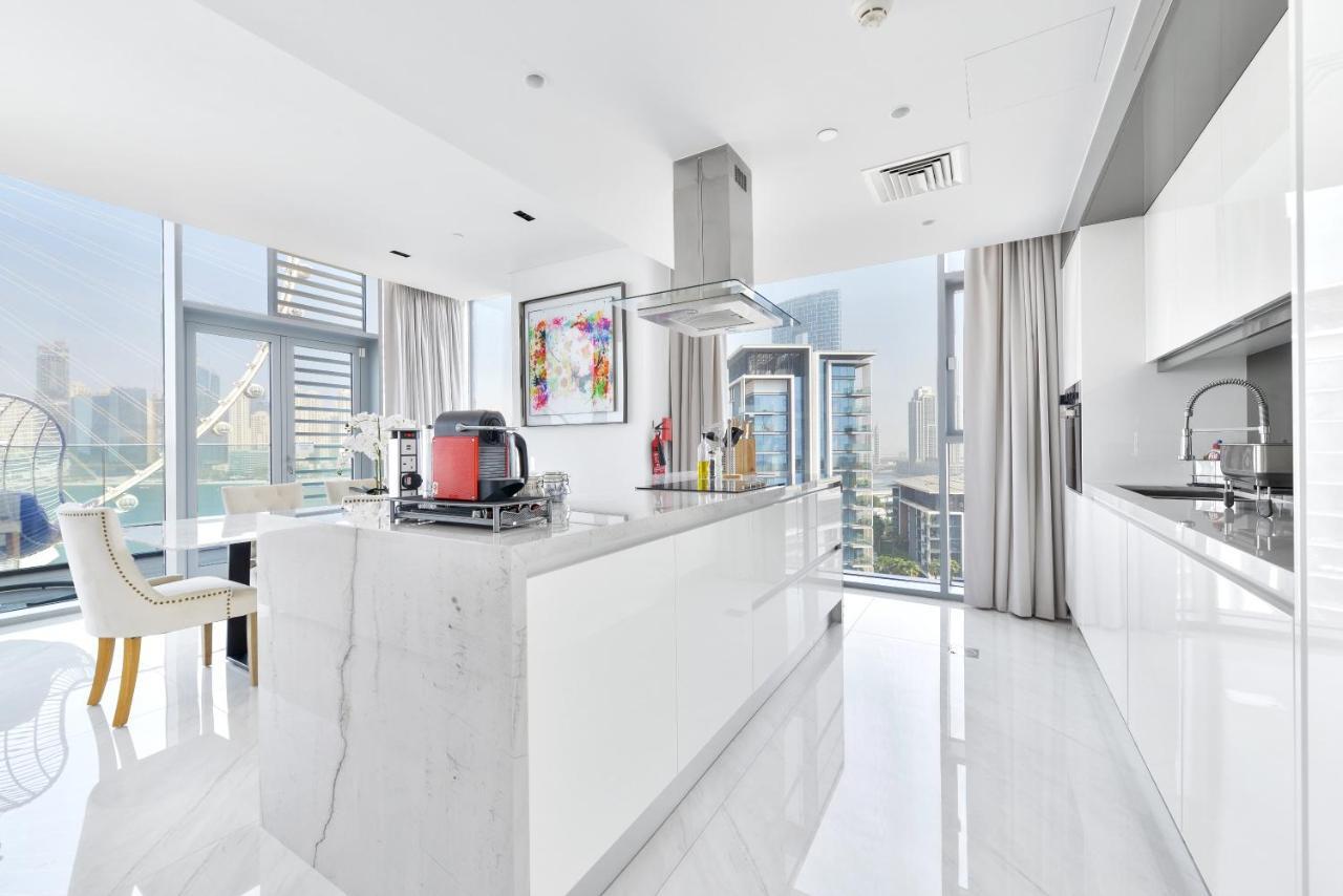 Spectacular 3 Bedroom Condo With Maids Room Facing The Dubai Eye エクステリア 写真
