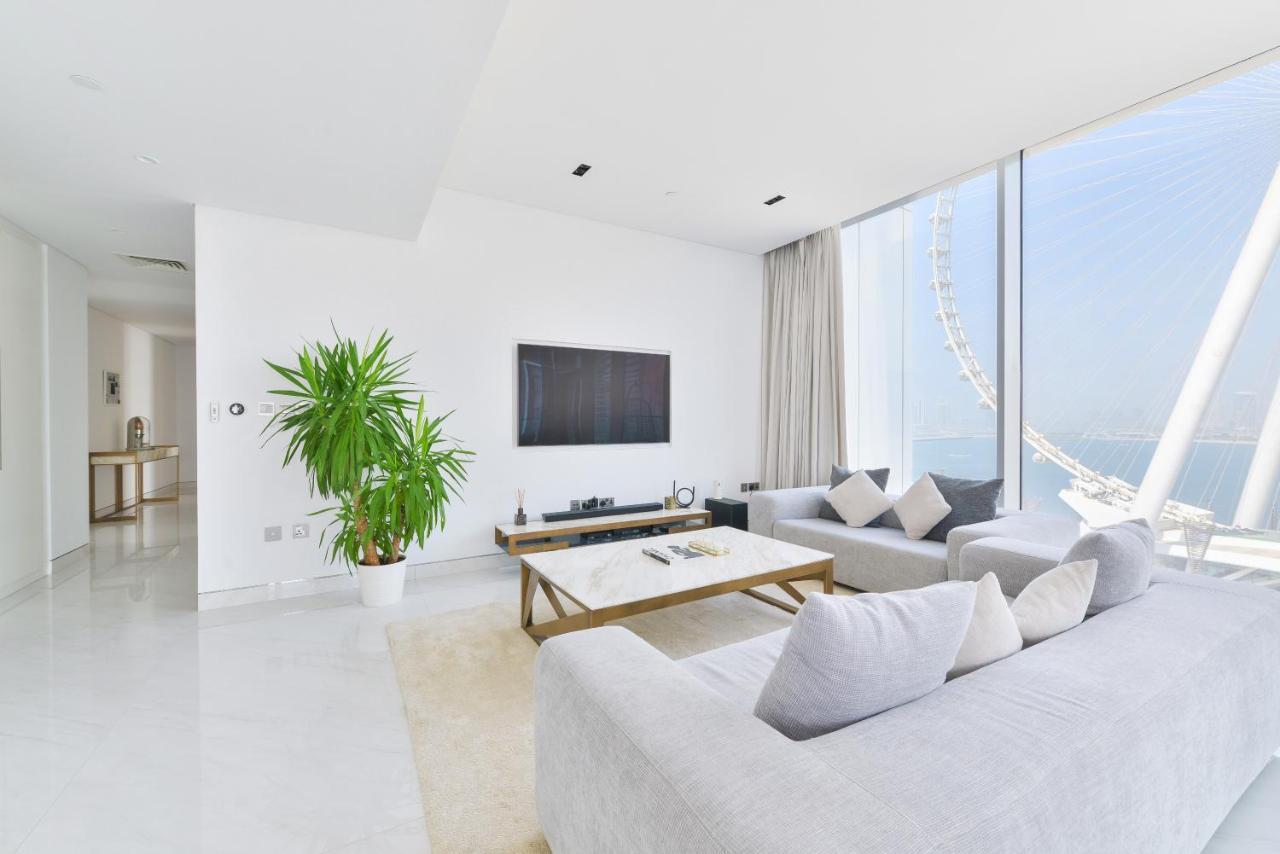 Spectacular 3 Bedroom Condo With Maids Room Facing The Dubai Eye エクステリア 写真