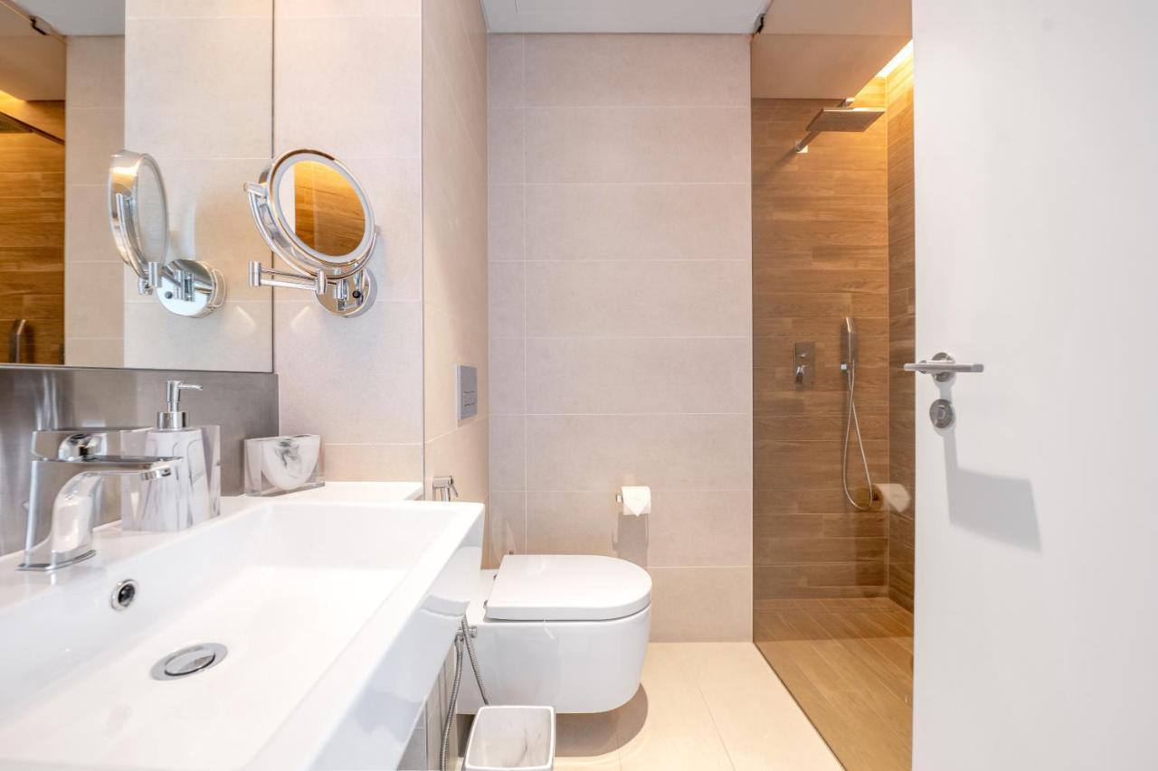 Spectacular 3 Bedroom Condo With Maids Room Facing The Dubai Eye エクステリア 写真