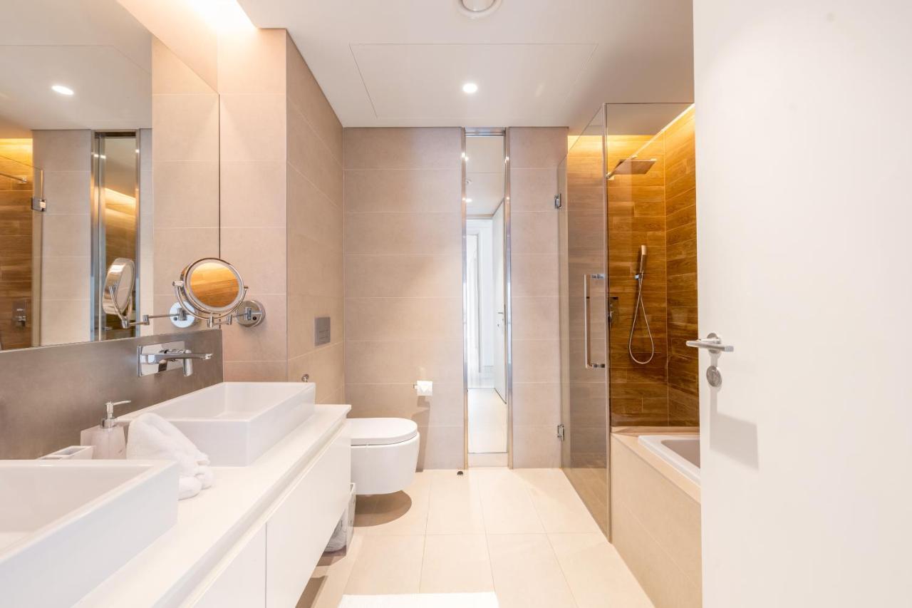 Spectacular 3 Bedroom Condo With Maids Room Facing The Dubai Eye エクステリア 写真