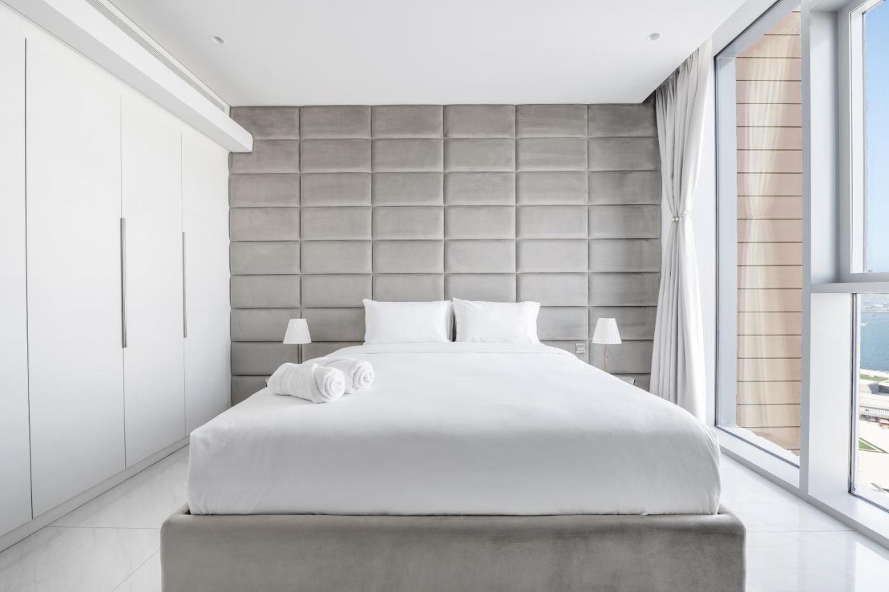 Spectacular 3 Bedroom Condo With Maids Room Facing The Dubai Eye エクステリア 写真